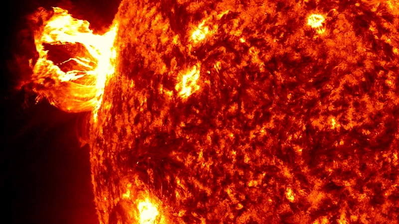 Güneş’te son 5 yılın en büyük patlamaları böyle görüntülendi