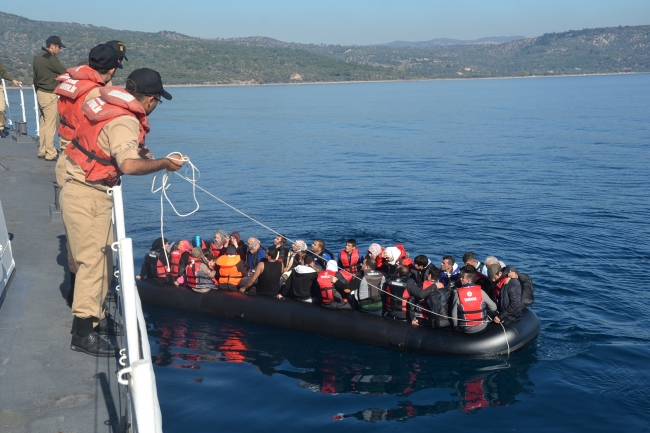 'IŞİD üyeleri sakallarını kesip Suriyeli sığınmacı gibi davranıyor'