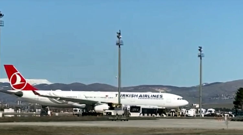 Ankara'da Tahran'dan gelen uçakta koronavirüs alarmı