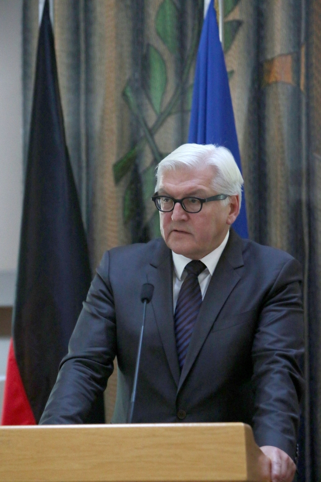 Alman Dışişleri Bakanı Steinmeier, Rum lider Anastasiadis'i ziyaret etti