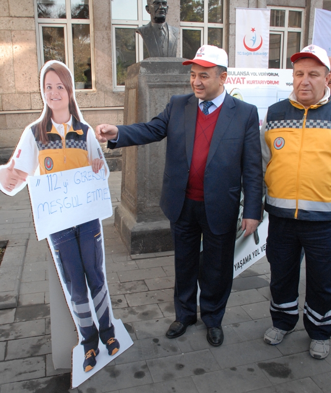 112’ye asılsız ihbarlar: Kedim hasta, yol bulamıyorum, telefonumu deniyorum