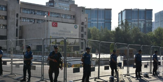 Diyarbakır, Van ve Mardin Belediye Başkanları görevden uzaklaştırıldı