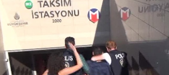 Taksim Metrosu'nda taciz skandalı