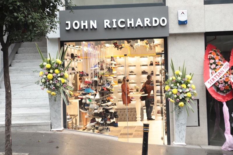 Yeni Sezon John Richardo Ayakkabıların Modelleri