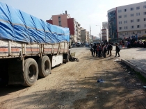 Cizre’de yük dolu kamyon TIR’a çarptı: 1 yaralı