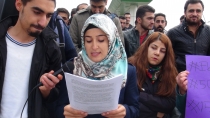 Muş Alparslan Üniversitesi öğrencilerinden formasyon eylemi