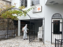 Maltepe’deki ibadethaneler dezenfekte edildi