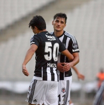 Beşiktaş - Medipol Başakşehir özel karşılamasında 1 - 1 berabere kaldı