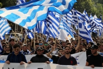 Rumların saldırısında iki Kıbrıslı Türk yaralandı, araçları hasar gördü