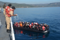 Sahil Güvenlik son üç günde 972 kaçak göçmeni kurtardı