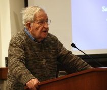 Gülen hakkında konuşan Chomsky: Mandela'ya da terörist demişlerdi