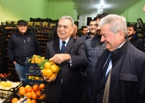 İzmir Yaş Sebze ve Meyve Hali'nin üst örtü ve tesisatı yenilenecek