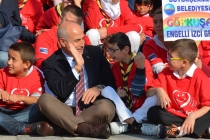 Hasan Akgün: Çocuklarımızı demokrasi kültürüyle yetiştirmeliyiz