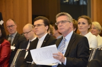Alman Federal İçişleri Bakanı: Vatan kavramını aşırı sağcılara bırakmamalıyız