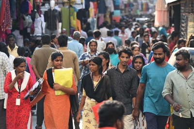 Hindistan, 2023 ortasına kadar Çin'den 2,9 milyon daha fazla insana sahip olma yolunda ilerliyor