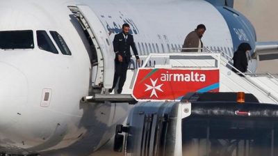 Kaçırılan Libya uçağında yolcular serbest bırakıldı!