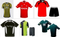 KALİTELİ FUTBOL FORMALARI