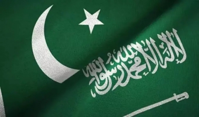 Pakistan 2 milyar dolarlık önemli Suudi fonlarını Aldı