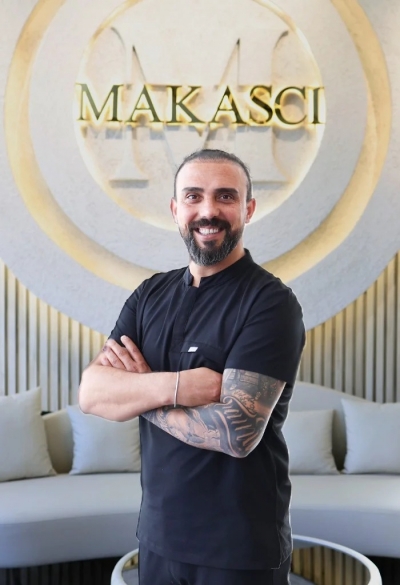 Saç Ekimi Nedir ve Nasıl Yapılır? Murat Makascı Klinik ile Hayalinizdeki Saçlara Kavuşun